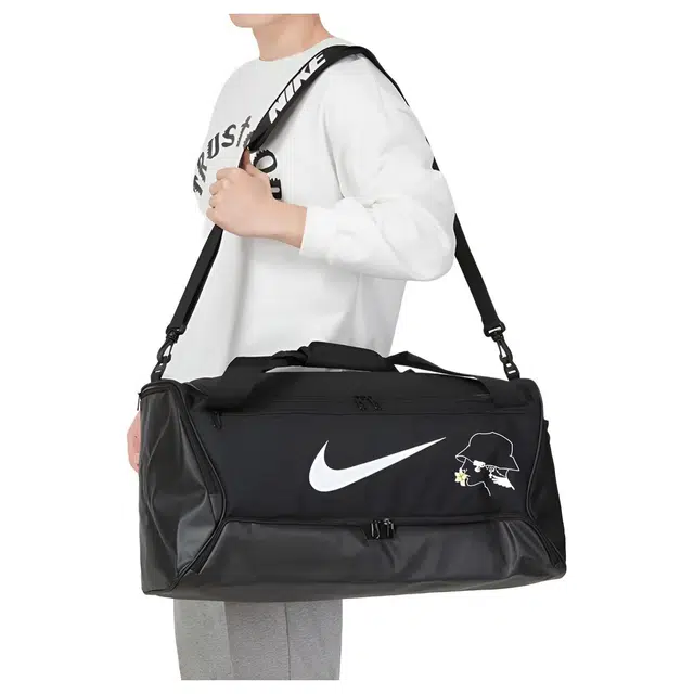 Nike 60L Logo