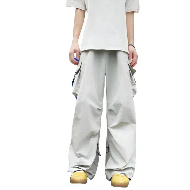 加荣 速干轻薄透气潮牌户外出行百搭美式简约褶皱抽绳松紧腰运动直筒伞兵阔腿夏季工装裤 男女同款