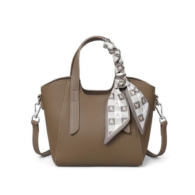 CBANNER Tote
