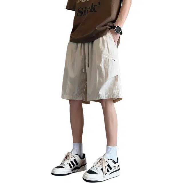 瑞梵帝斯 夏季冰丝皱感设计感美式高街复古五分裤山系户外百搭宽松痞帅潮流潮牌运动简约日常通勤纯色系带休闲男生短裤 男款