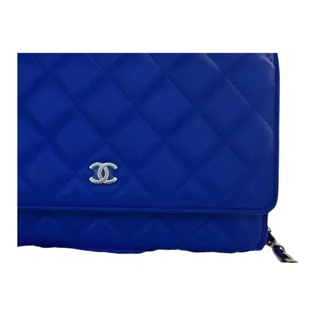 CHANEL WOC