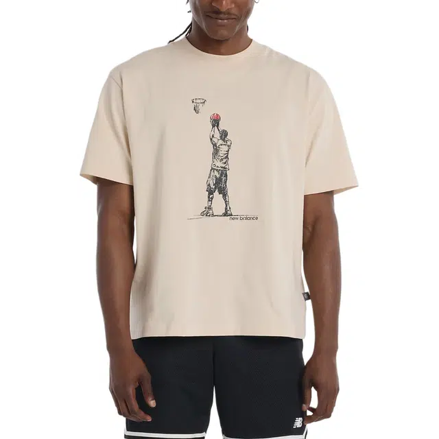 New Balance Graphic SS25 Hoops Player T