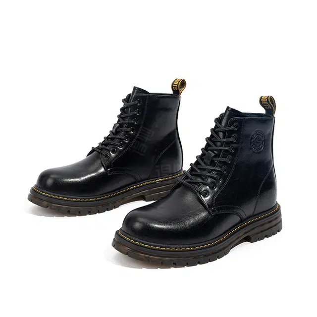 Lee Cooper