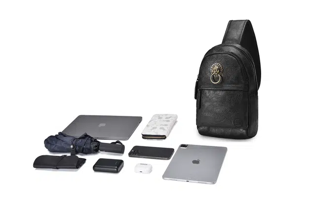 Chusan Copper Lion Head Shoulder Bag