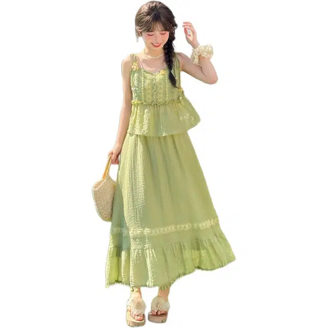 哒头下雨不愁 小清新纯欲减龄裙吊带上衣森女设计感大摆半裙裙装套装 女款