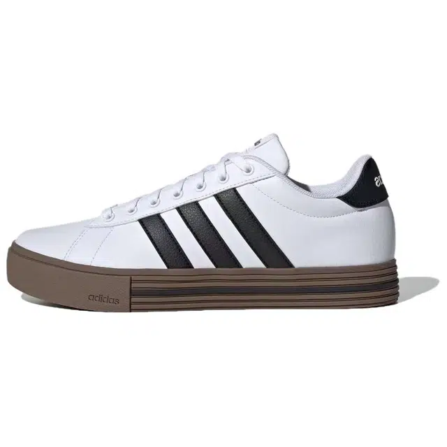 adidas Daily 4.0