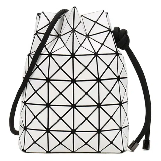 ISSEY MIYAKE Prism Ring 520