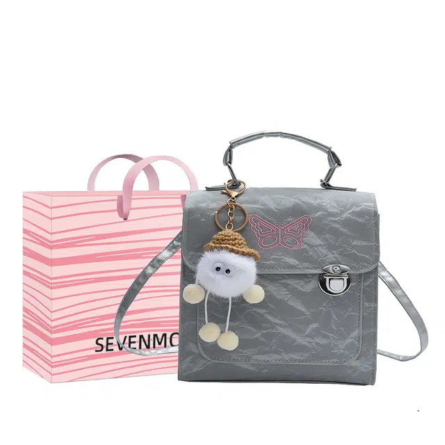 SEVENMOONS PU