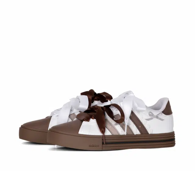 adidas Daily 4.0