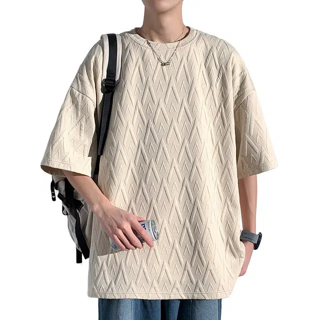 AWAO T