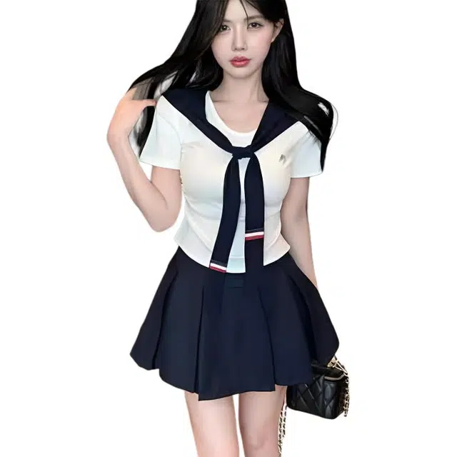 小卷要加油 高级海军领上衣纯欲修身短袖打底衫掐腰显瘦半身裙裙装套装 女款