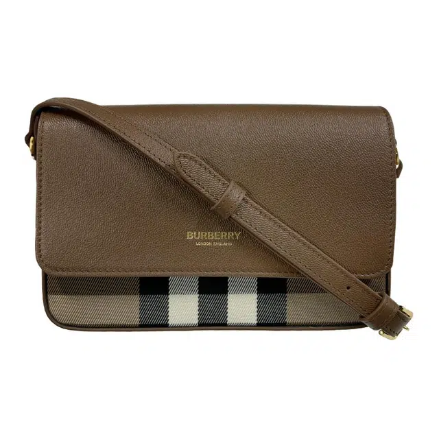 Burberry Logo