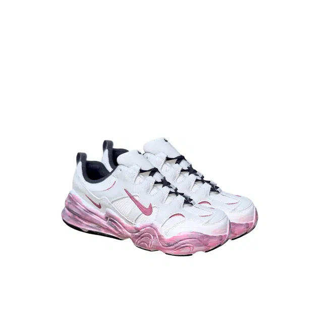 Nike Tech Hera
