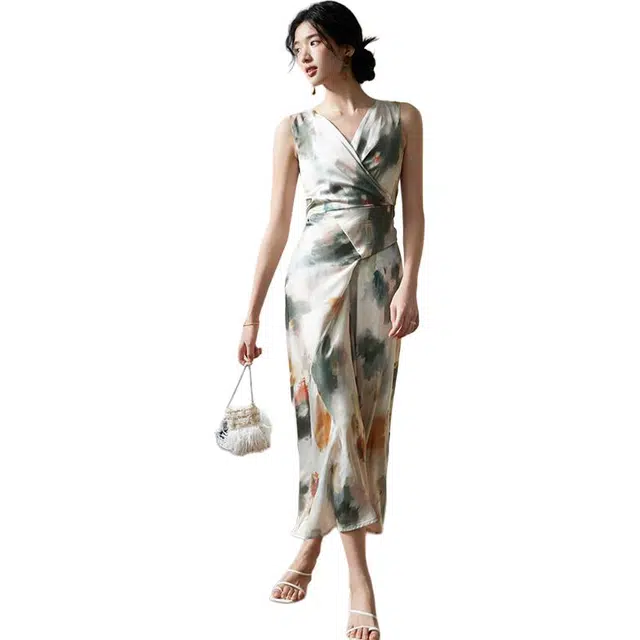 Kiki Clothing Boutique V