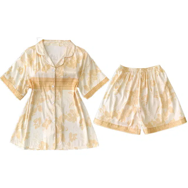 俏韵 翻领夏季简约甜美短袖短裤休闲舒适薄款家居服可外穿睡衣套装 女款