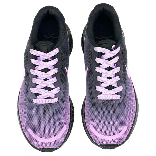 Nike REVOLUTION 7