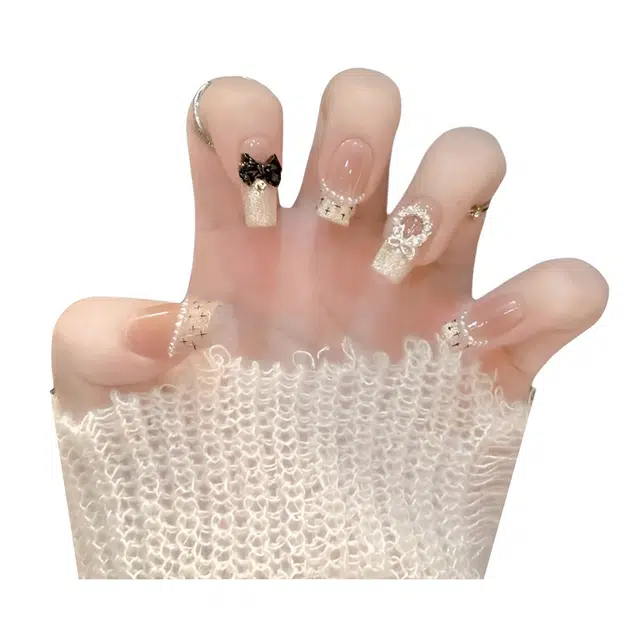 柚予颜 手工穿戴甲小香风高级感珍珠蝴蝶结辣妹甜美美甲  中长款裸色晕染 纯欲