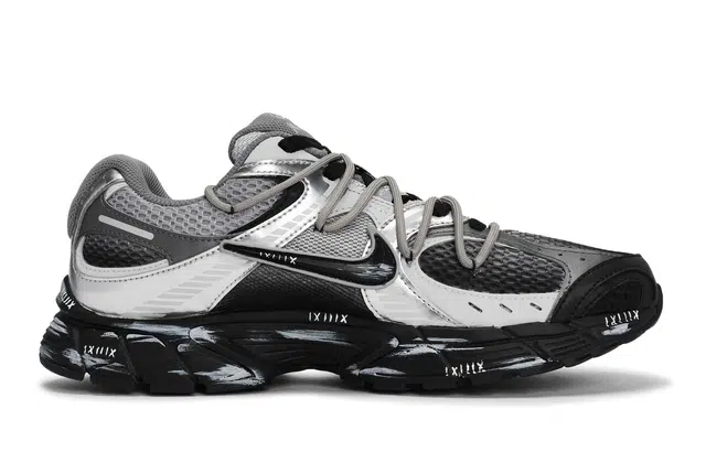Nike V5 RNR 811