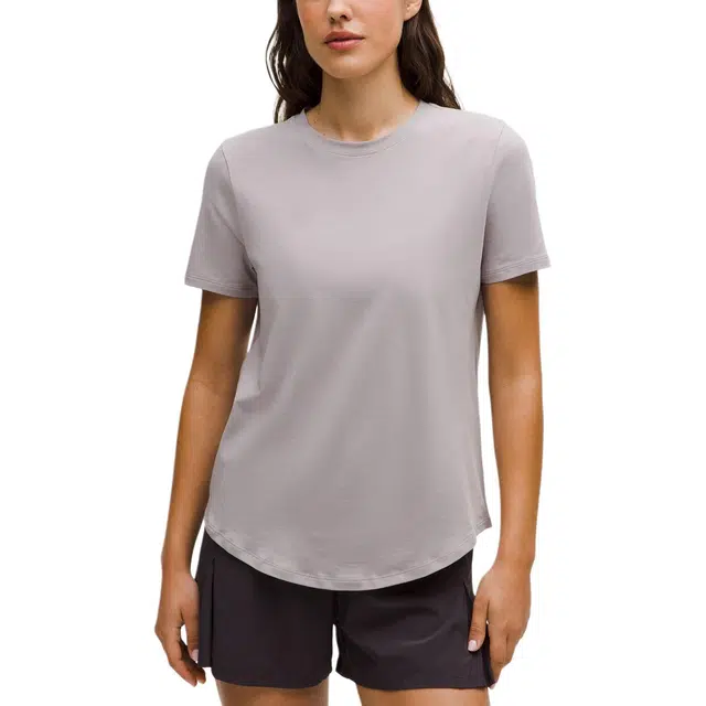lululemon Love T