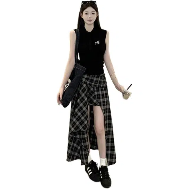 哒头下雨不愁 韩系纯色蝴蝶结无袖背心短上衣夏季格子开叉半身裙裙装套装 女款