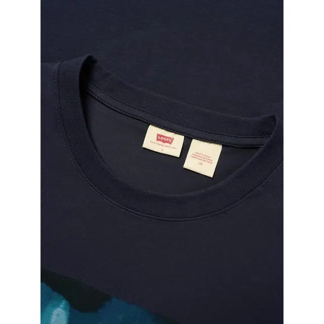 levis logoT