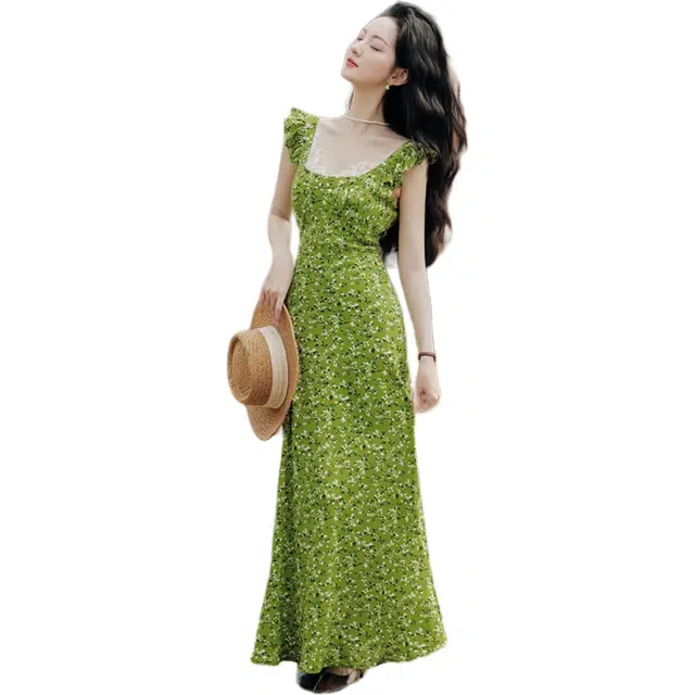 沐晓欣 茶歇法式碎花小飞袖短袖连衣裙 女款