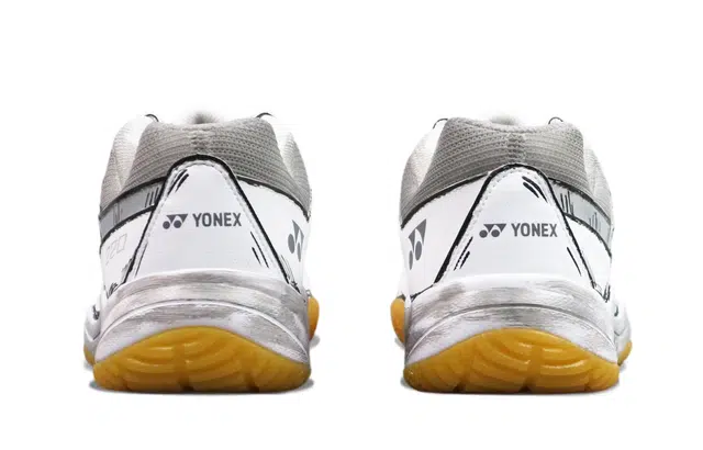 YONEX Power Cushion