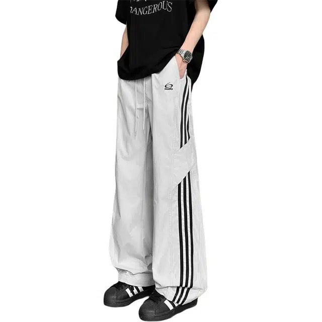 HIPHOPPUNKS