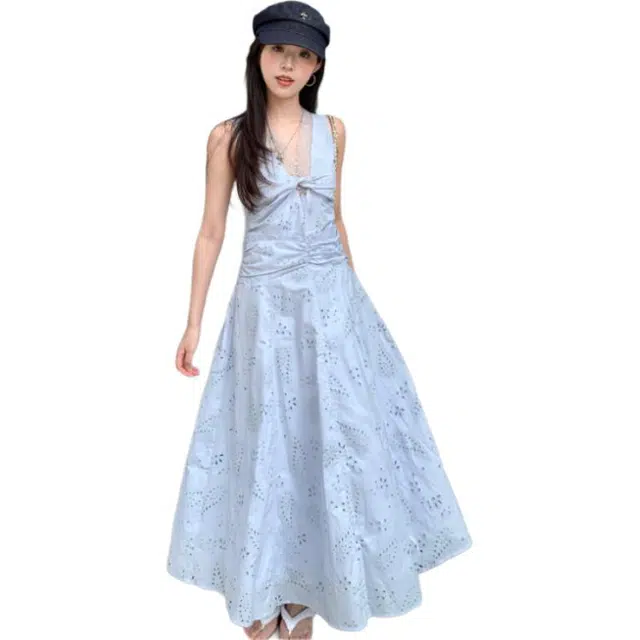 沐晓欣 韩系穿搭温柔风蕾丝拼接好看气质收腰无袖连衣裙 女款