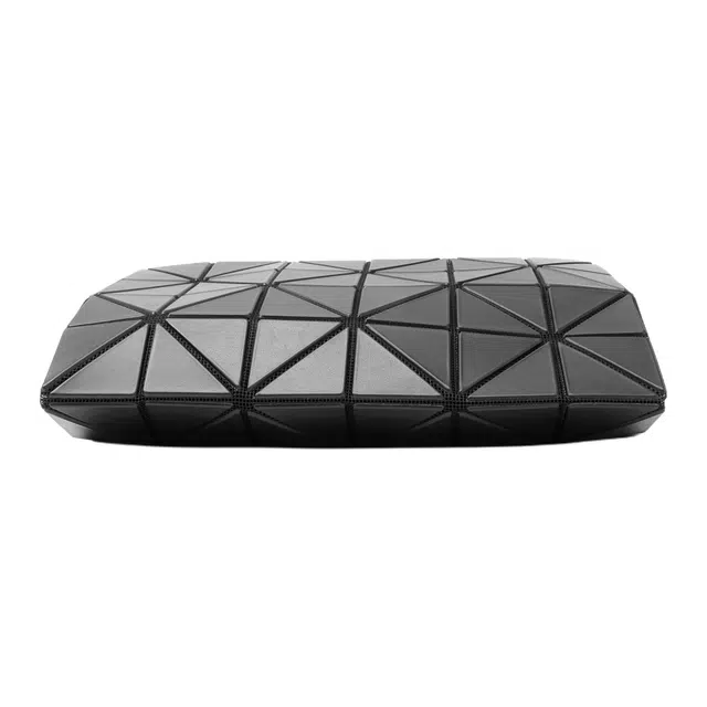 ISSEY MIYAKE Carton