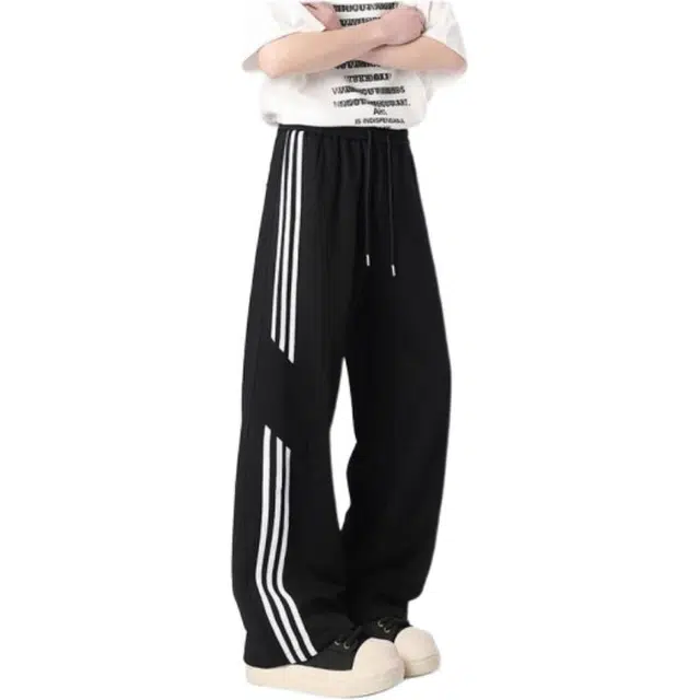 HIPHOPPUNKS