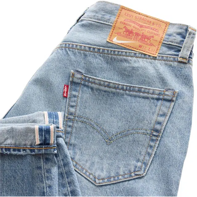levis x Nike DROP8