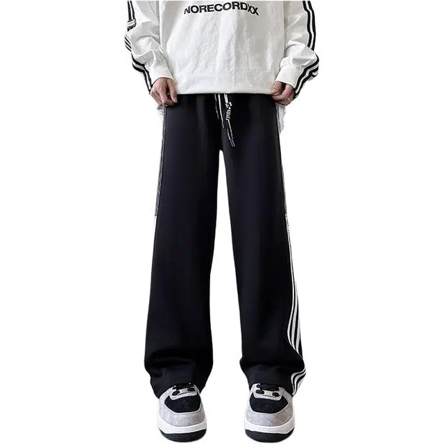 HIPHOPPUNKS