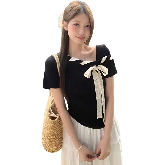 MUCCHIC T
