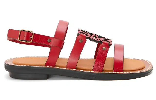 LOEWE Anagram