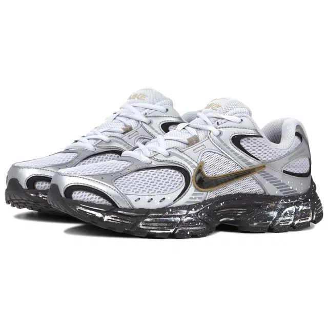 Nike V5 RNR