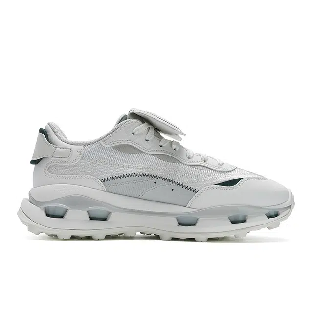 FILA KM2 2