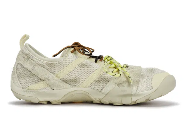 New Balance MT10 811 miu