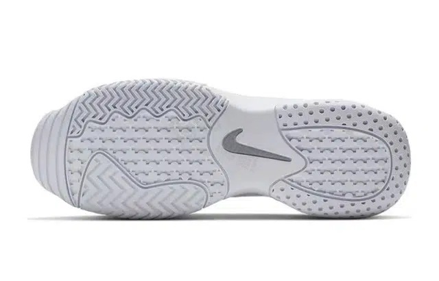 Nike Court Lite 2 520