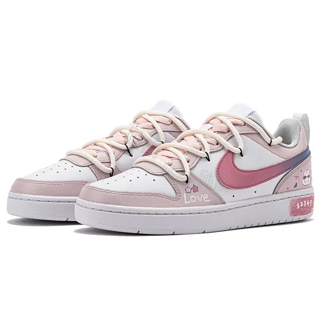 Nike Court Borough Low 520 GS