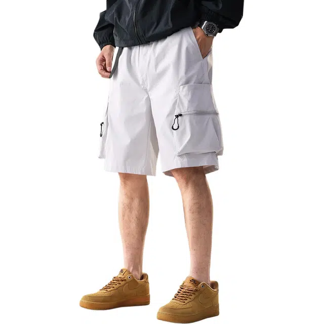 贵色 夏季 纯色简约风格拉链多口袋设计男士日常出行穿搭潮流时尚百搭户外速干沙滩休闲五分工装短裤 宽松 男女同款