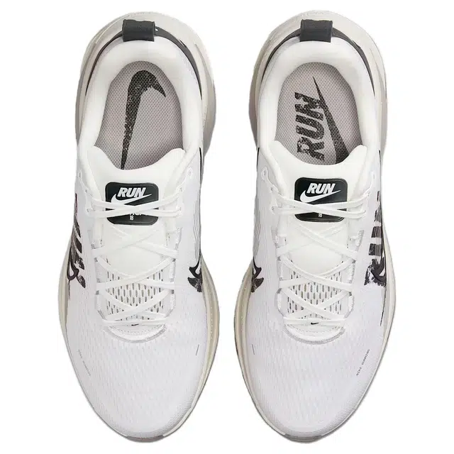 Nike Vomero 18 White