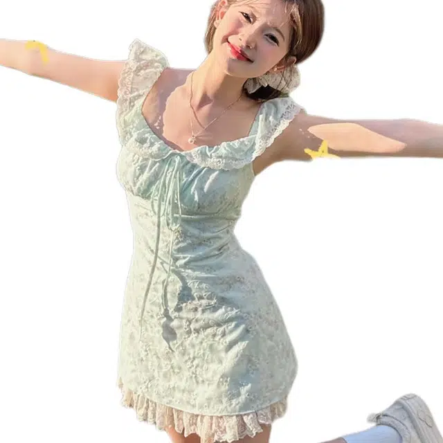 黛尔佳人 甜美小飞袖蓬蓬夏季收腰短裙短袖连衣裙 女款