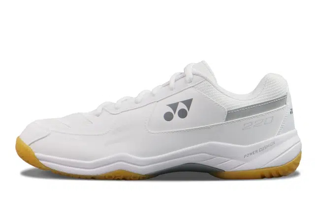 YONEX Power Cushion