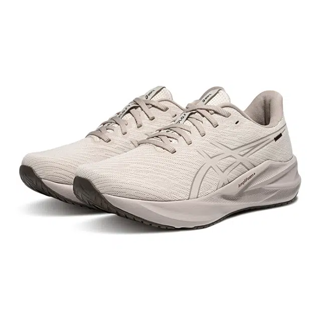 Asics VERSABLAST 4