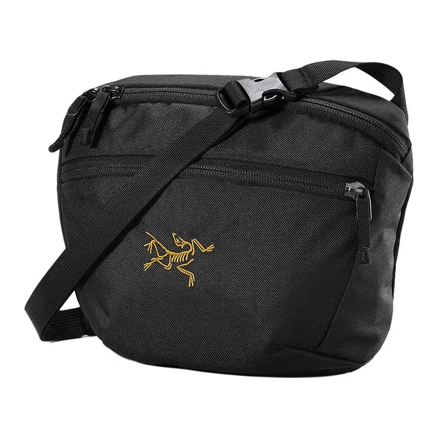 Arcteryx Mantis 2 Logo