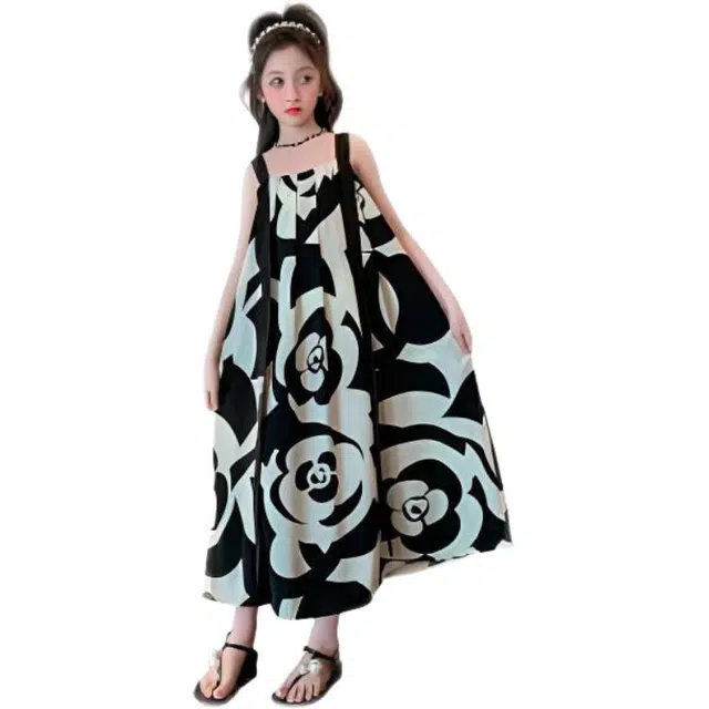 天才小熊连衣裙 时尚亲肤个性吊带 中小童