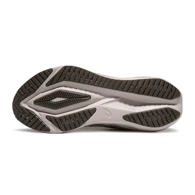 Asics VERSABLAST 4