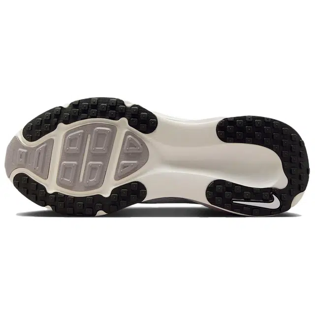 Nike Vomero 18 White