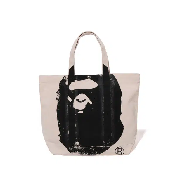 A BATHING APE